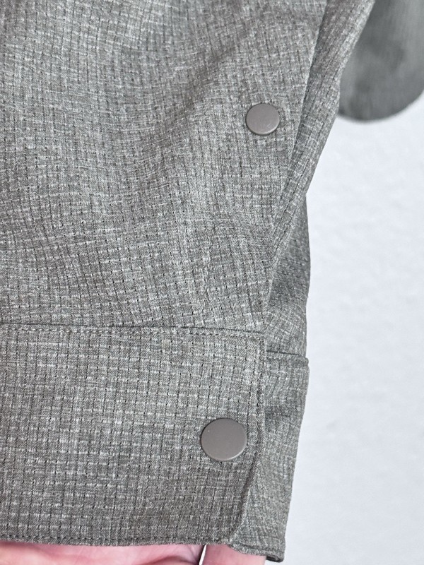 Lululemon Men’s SZ L Airing Easy Collared Overshirt In Green Color Stretch Snap gallery
