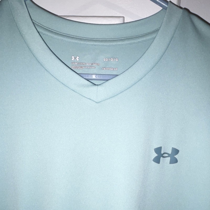 Under Armour HeatGear Men's V-Neck Short Sleeve Loose Fit Green Logo Tee L gallery