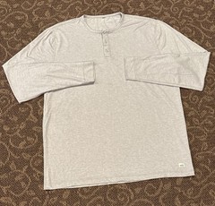 Men’s Vuori Ease Performance Henley Shirt Long Sleeve Gray 2XL XXL Workout🔥