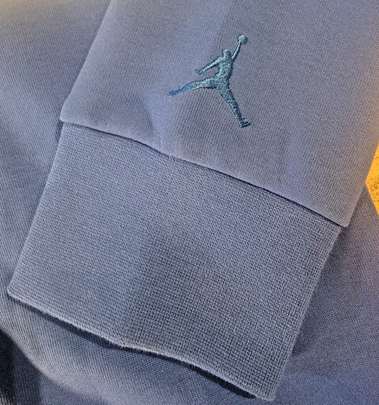 Jordan Dri-FIT 1/4 Zip, Game Royal Blue, Men’s Size L gallery