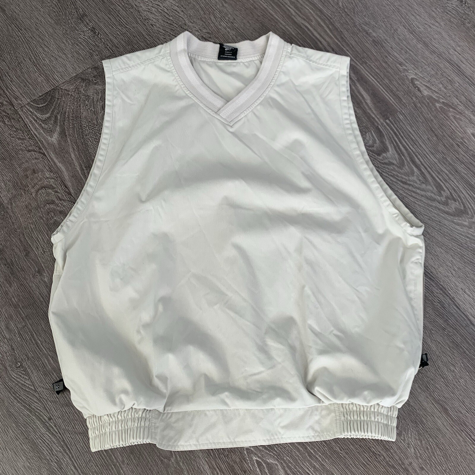 Nike Men Golf Best V-neck Back Elastic Waistband Size Medium zip pocket gallery