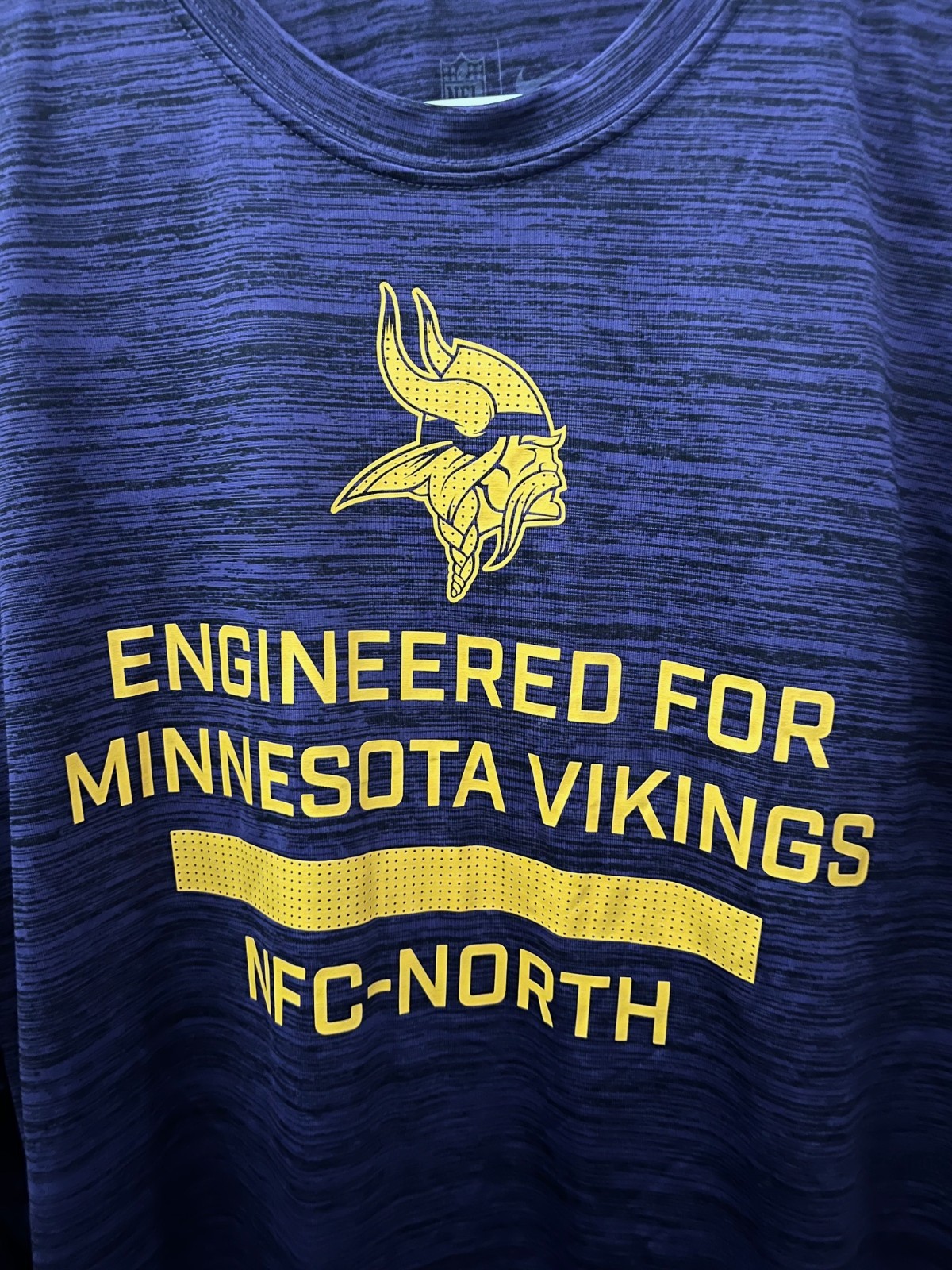 Nike Men's Minnesota Vikings Team Purple Velocity Long Sleeve T-Shirt Sz Medium gallery