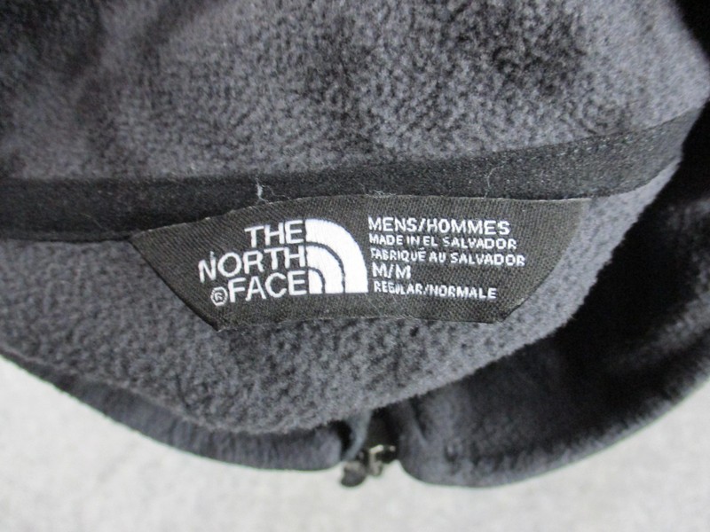 The North Face Pullover Mens Medium Gray Fleece Quarter Zip Patterned Logo Warm gallery