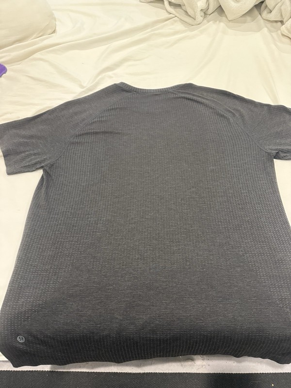 3 Lululemon Metal Vent Tech Short Sleeves Shirt Men’s Large gallery
