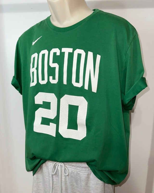 Boston Celtics “Gordon Hayward #20 Nike Dri-Fit Tee, XL gallery