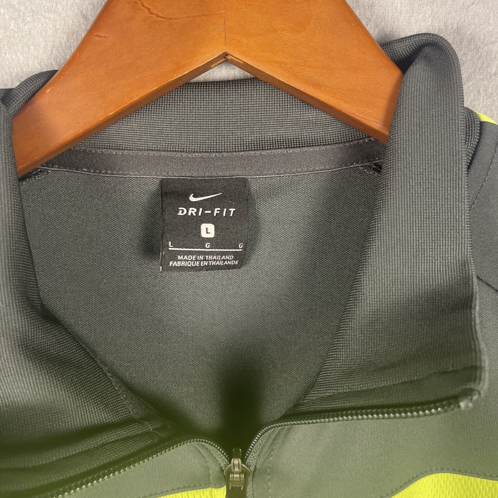 Nike Dri Fit Academy Pro Sweater Men’s Large Charcoal Highlighter Full Zip gallery