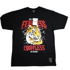 Victorious Men’s Graphic Tiger Limitless Fearless XL T-shirt Brand New Y2k