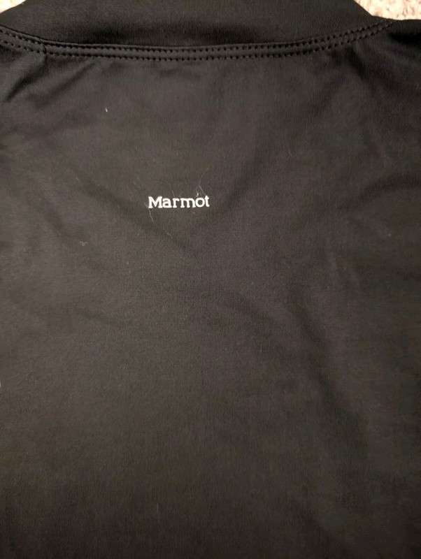 Marmot Base Layer Black V- Neck Stretchy Lightweight Size XL gallery