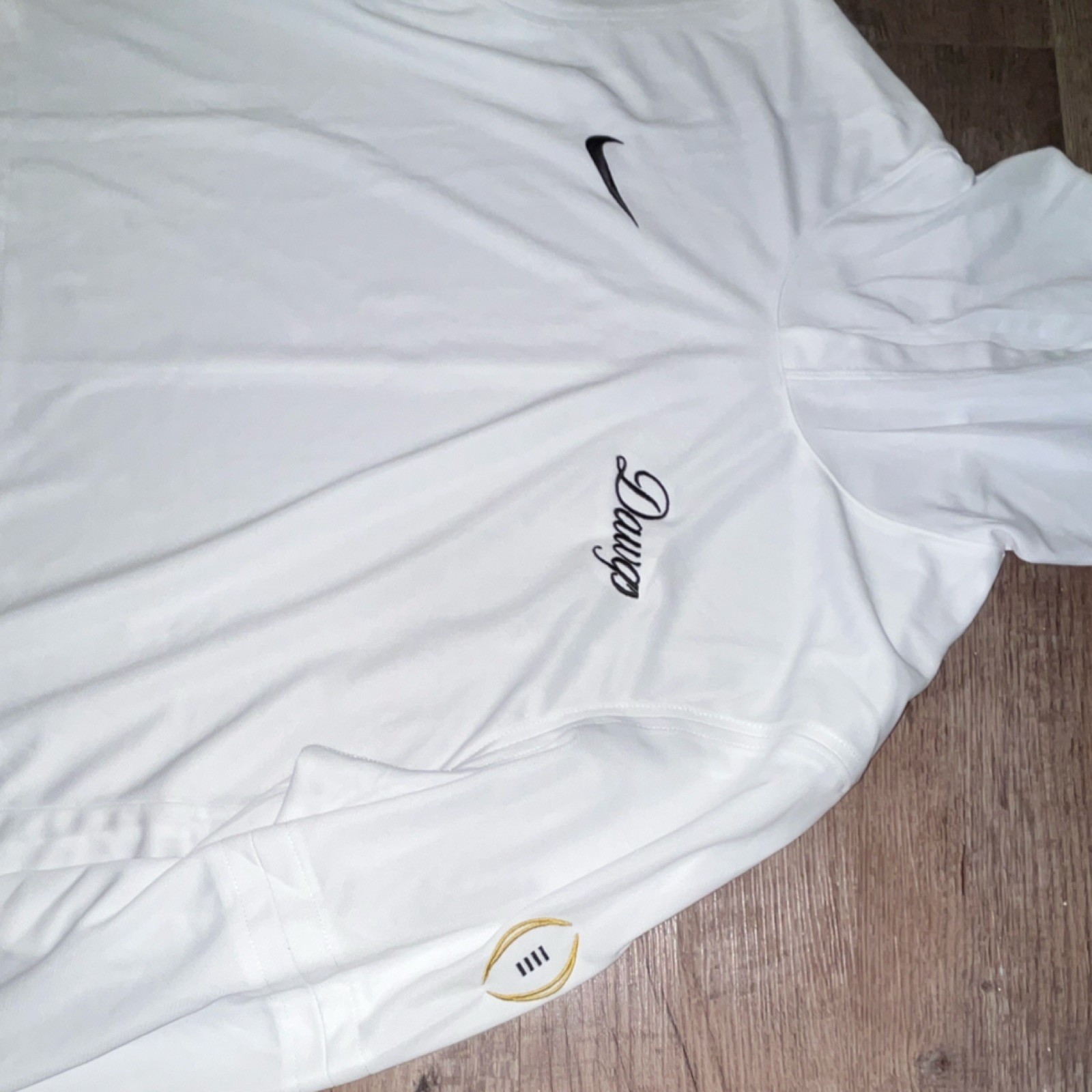 Georgia Football Exclusive Playoff Issue 2025 “DAWGS” Logo Men's White Hoodie XL gallery