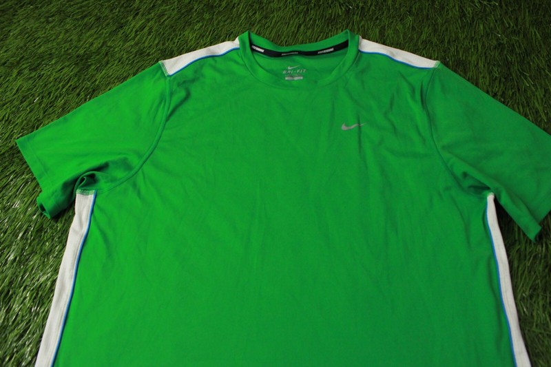 NIKE RUNNING 2011 ORIGINAL TRAINING SPORT RUN MEN SHIRT JERSEY T-SHIRT SIZE L gallery
