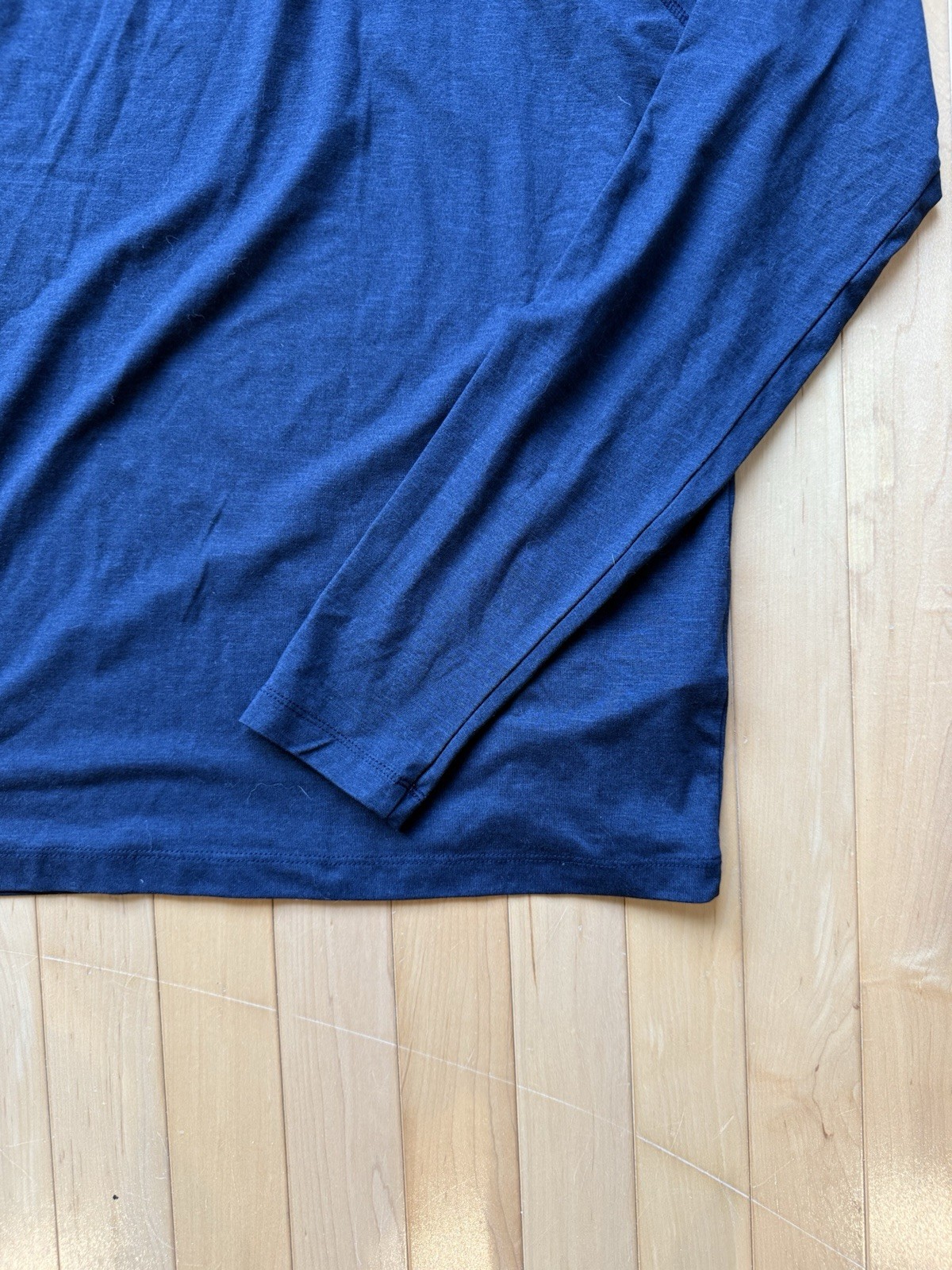 J.Crew Performance Shirt Mens Small Navy Long Sleeve Running Athletic Top gallery