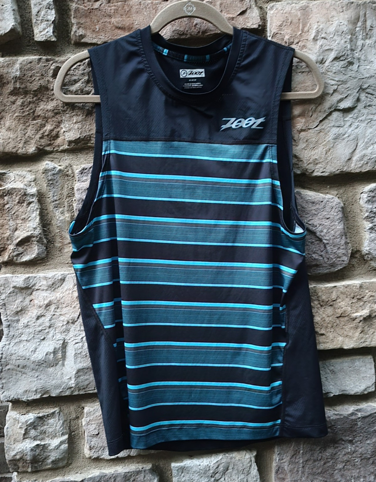 Zoot Mens Size M Performance Running Triathlon Tank Top Shirt Striped Blue gallery