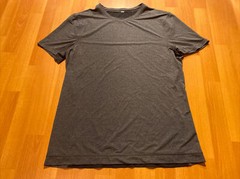 Lululemon Active Shirt Men’s Medium? Stretch Running Gray And Black