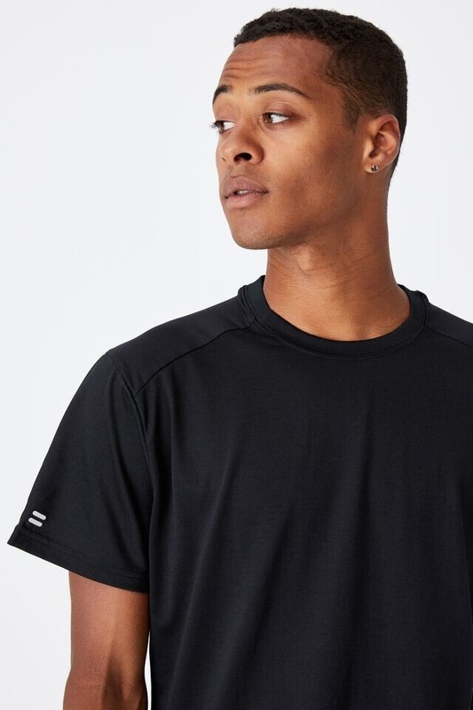 Cotton On Men's Black Performance Active Cotton Touch T-shirt - Sz L - NWT gallery