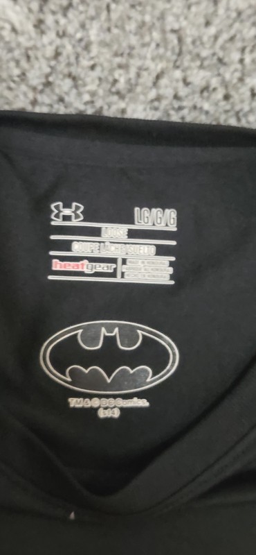 Under Armor DC Comics Batman Compression T-Shirt Mens Size M Short Sleeve Black gallery