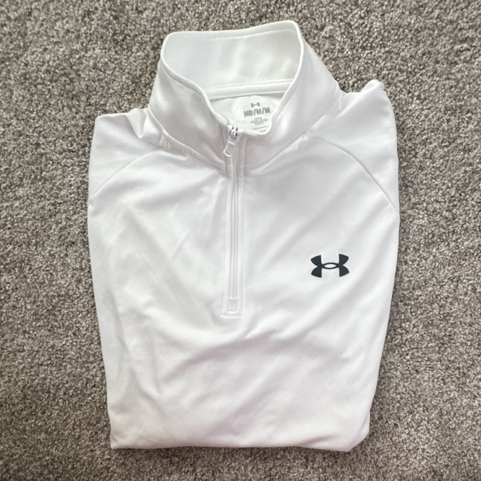 Under Armour Men’s White Activewear Top M Loose Polyester 1/4 Zip Mock Neck gallery