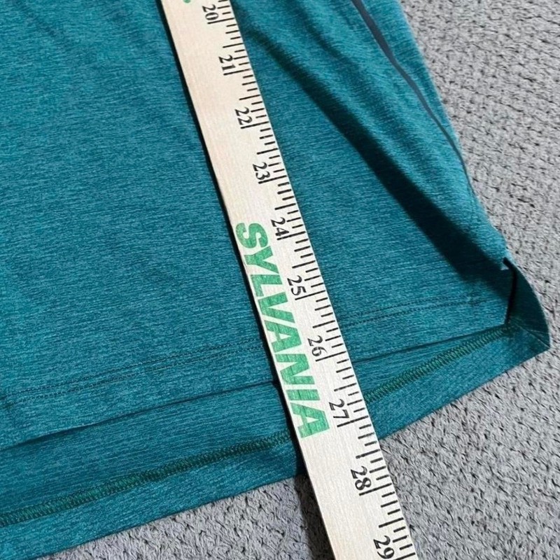 Lululemon metal vent tech shirt men's Size medium gallery
