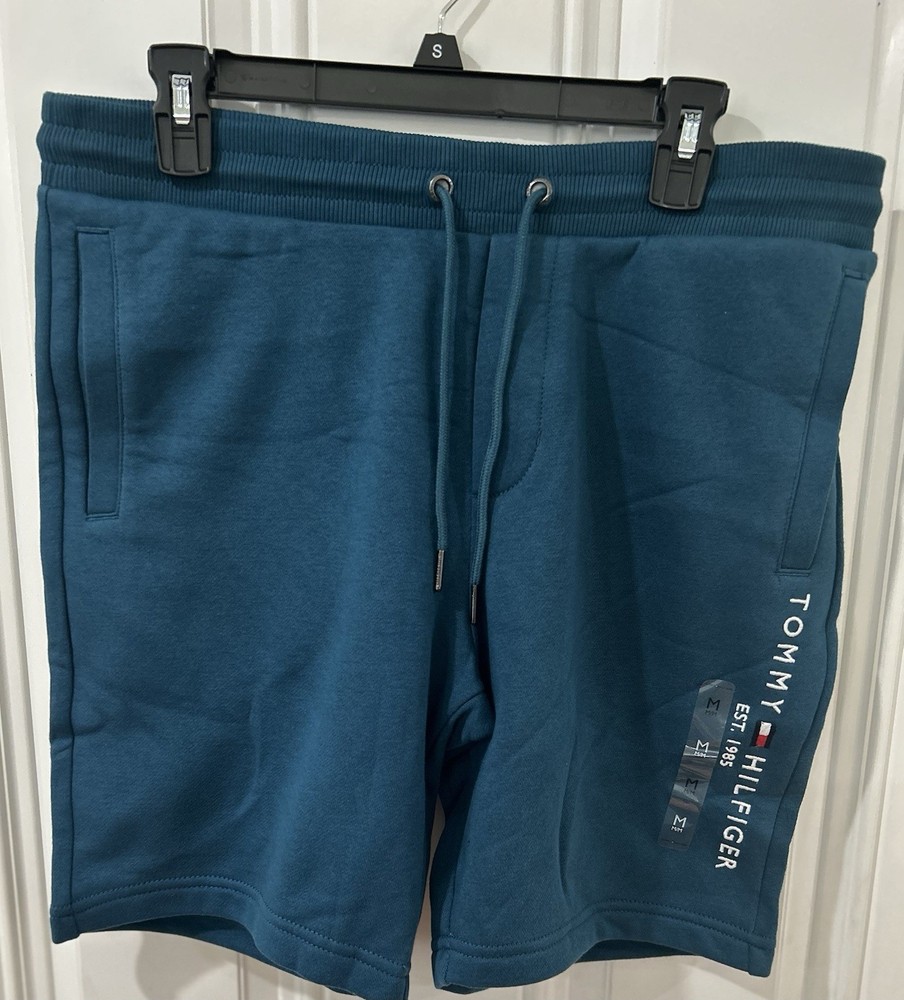 Tommy Hilfiger Men's Embroidered Logo Sweat Shorts Green Size Medium
