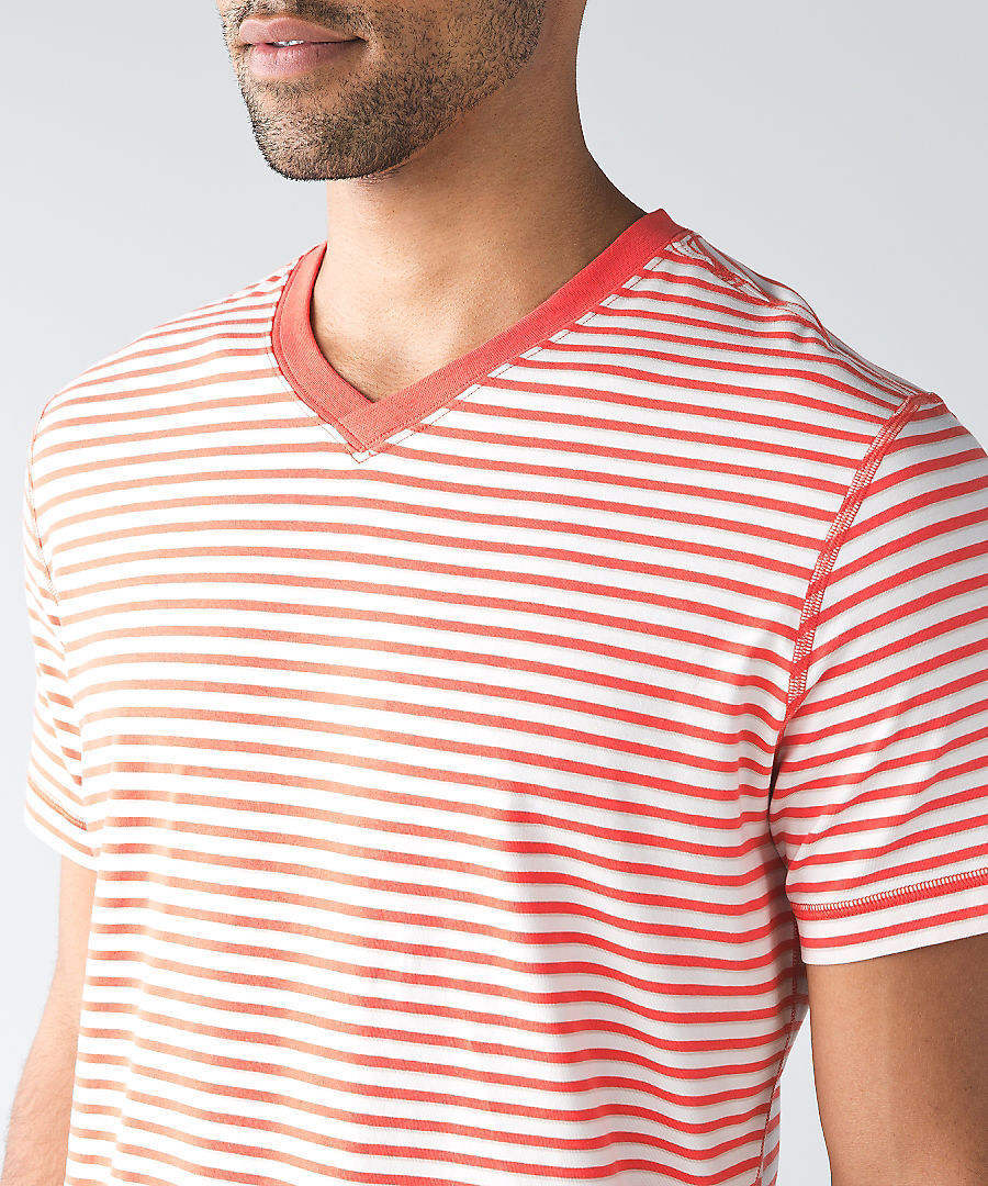 Lululemon Men's Size S 5 YEAR BASIC V Neck Tee Shirt Step Stripe Angel Wing NEW gallery