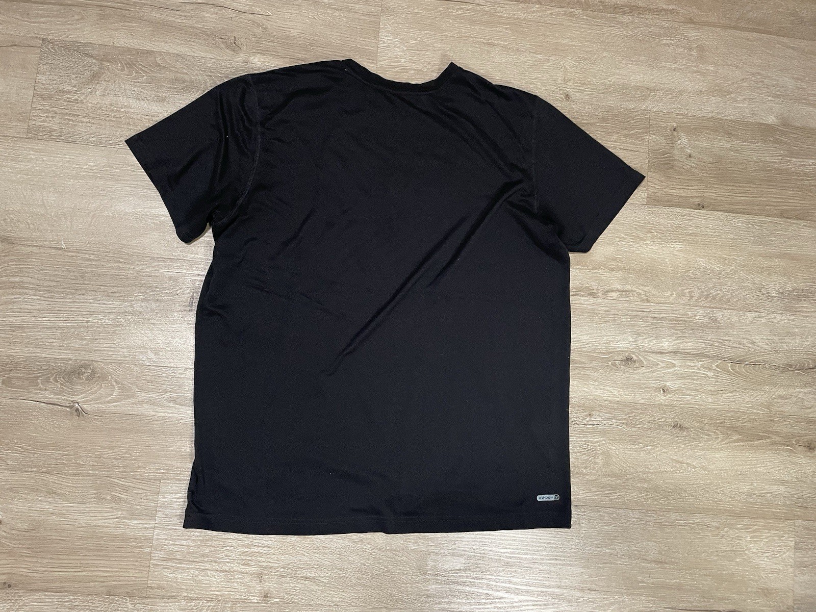 Old Navy T Shirt Mens Sz L Active Go Dry Black Wolf Gym Train Like A Beast gallery