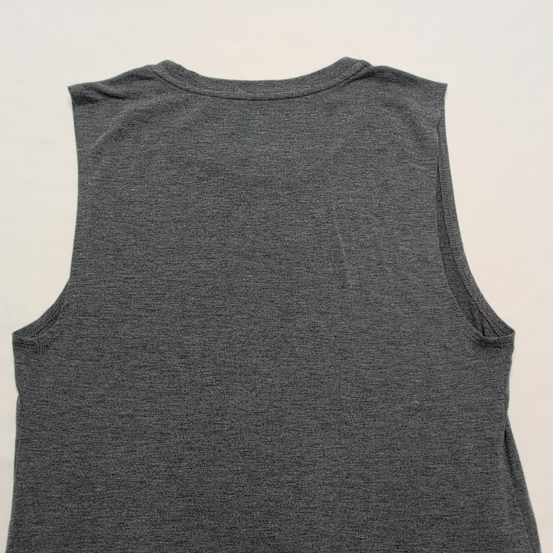 Nicole Miller New York "Reckless" Women's XS Heather Gray Sleeveless Tee gallery