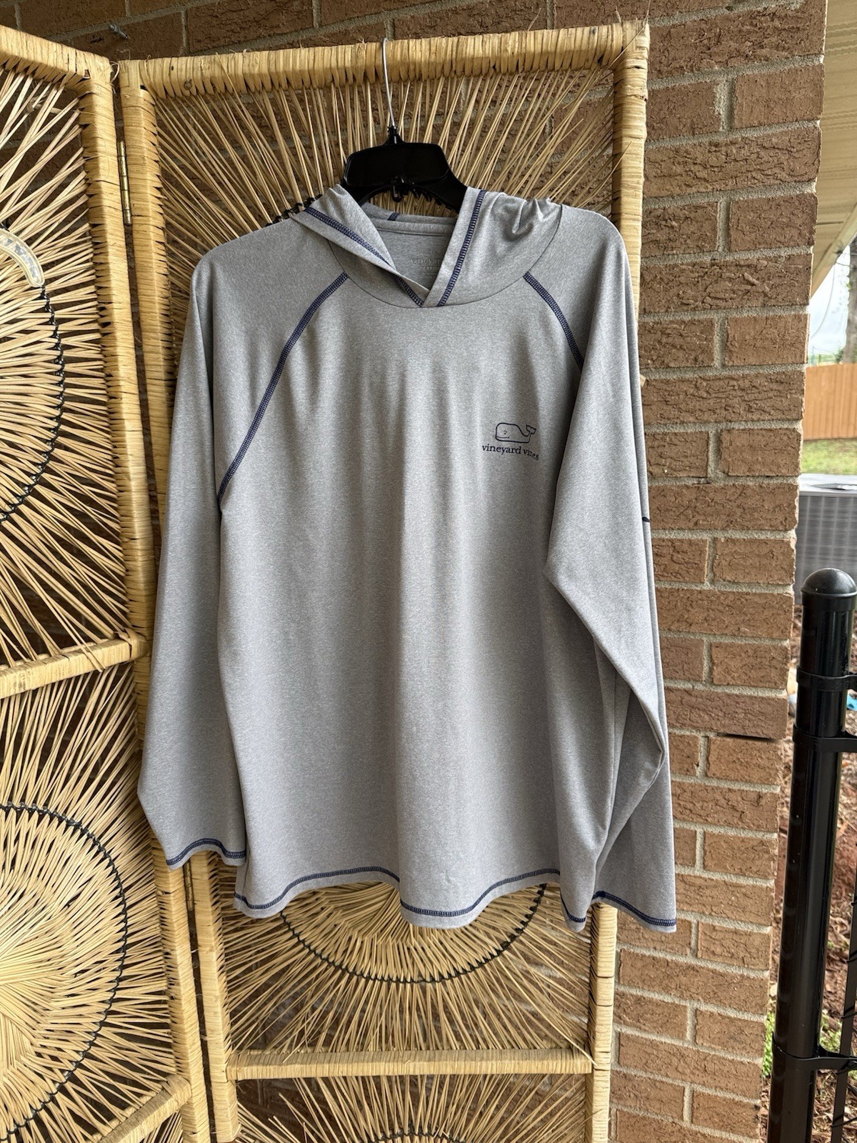 Vineyard Vines Sweatshirt Men's L Long Sleeve Pullover Grey Performance Logo gallery