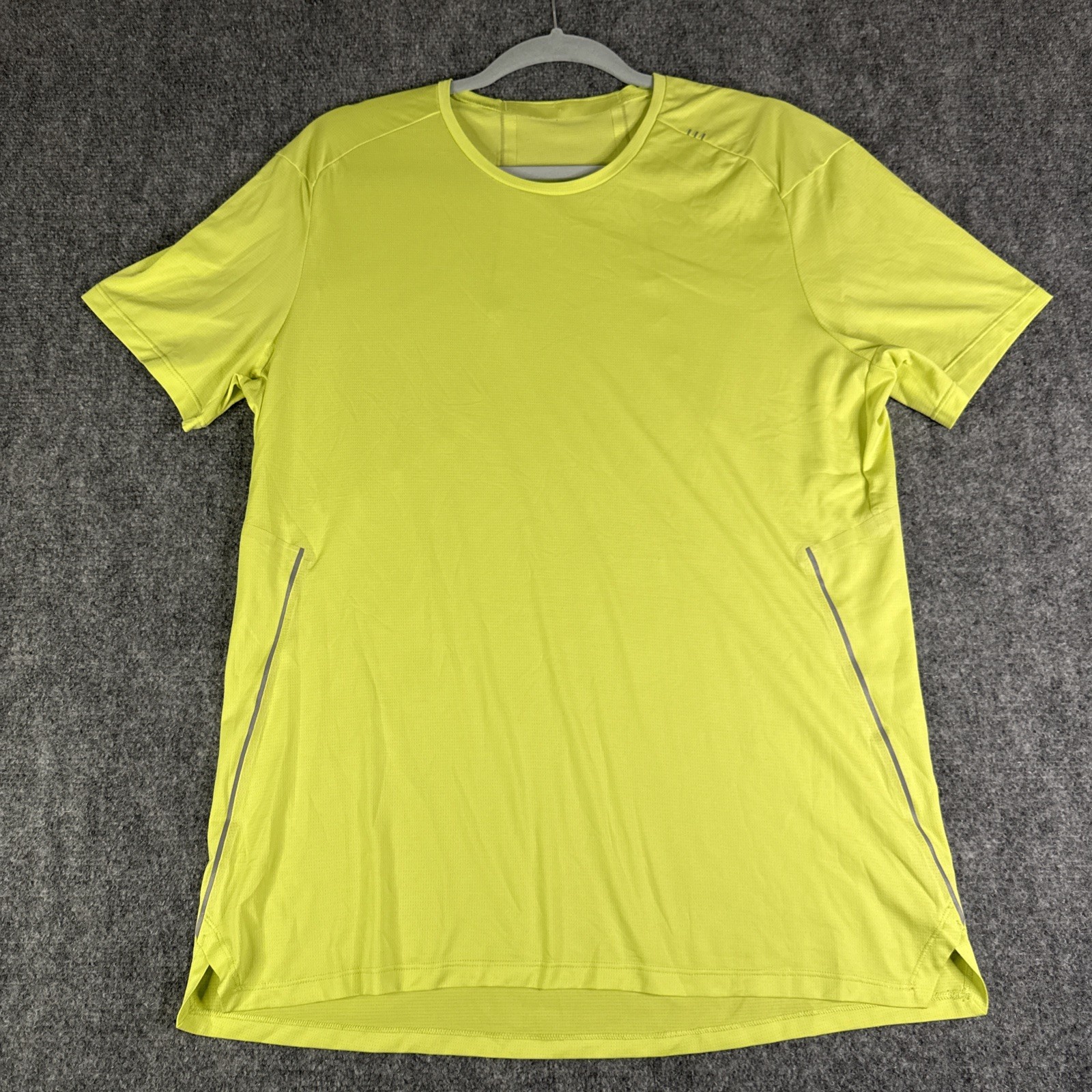 Lululemon Fast and Free Short Sleeve Running Shirt Men Large Activewear Gym gallery