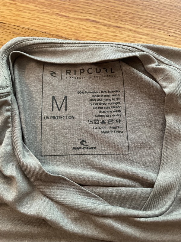 Rip Curl Mens UPF 50 UV Protection Gray Long Sleeve Swim Shirt Rashguard gallery