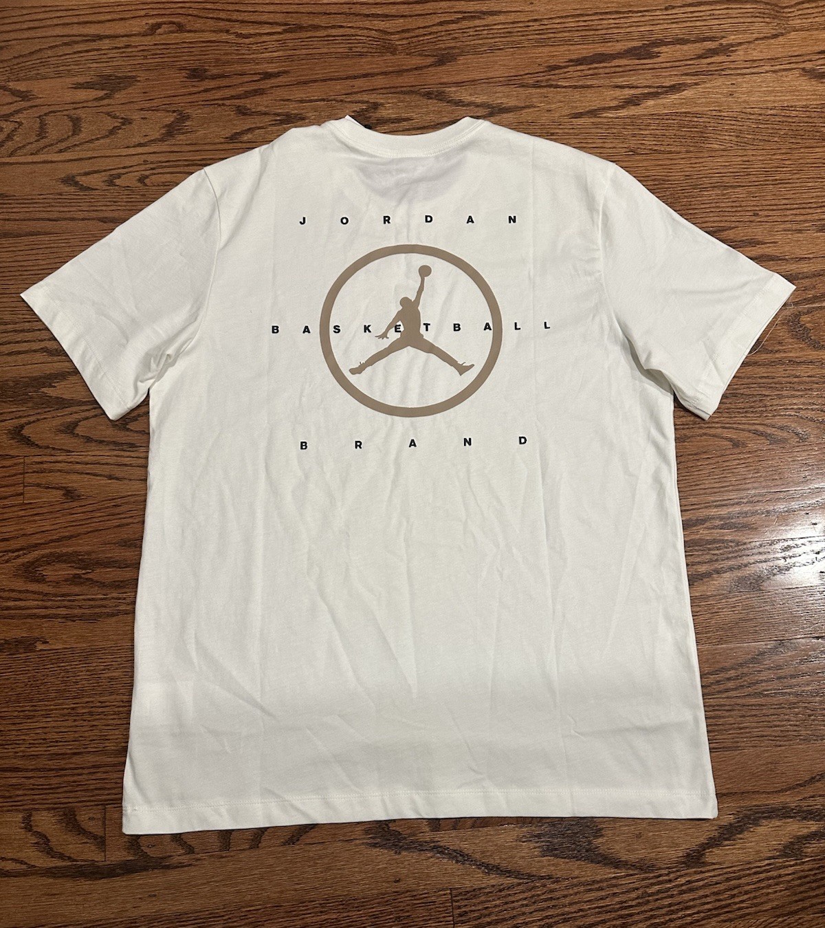 Nike Air Jordan Jumpman Circle Logo T-Shirt Mens Large Sail/Desert HJ2338-133 gallery