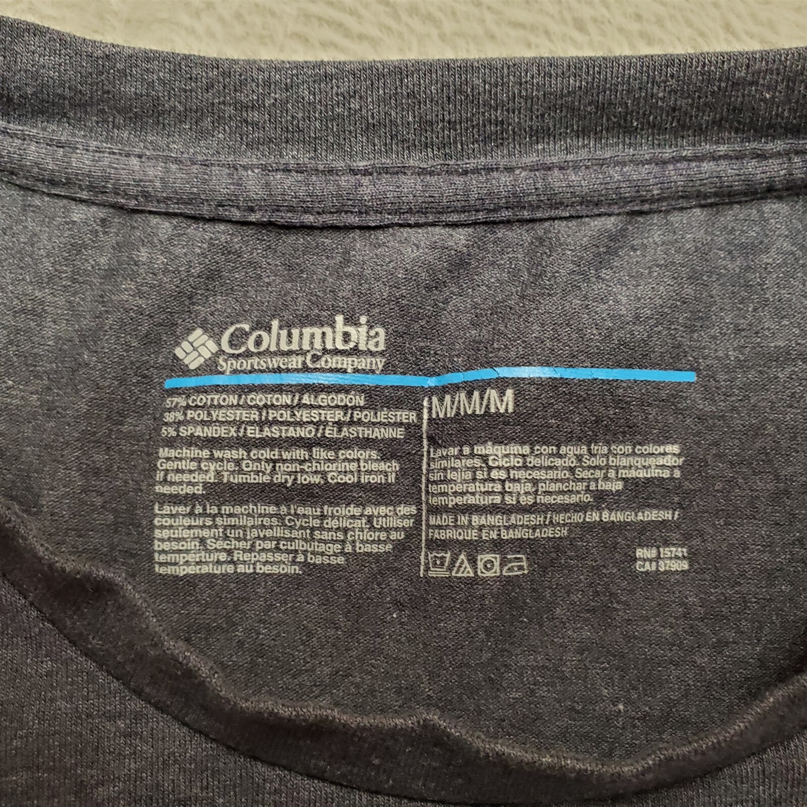 Columbia Shirt Mens Medium Blue Performance Stretch Blend Outdoor Casual TEE gallery