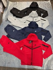 Nike Tech (new Style) The Blue And yellow Are Sold Out But We Have Others