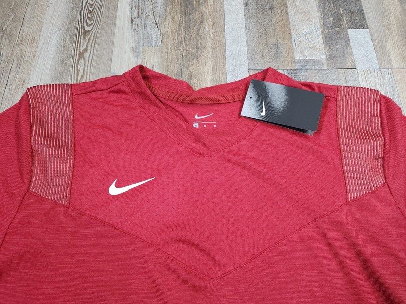 New Men’s NIKE Soccer DriFit T-SHIRT Dark Red CW3540 Size MEDIUM NWT $55 gallery