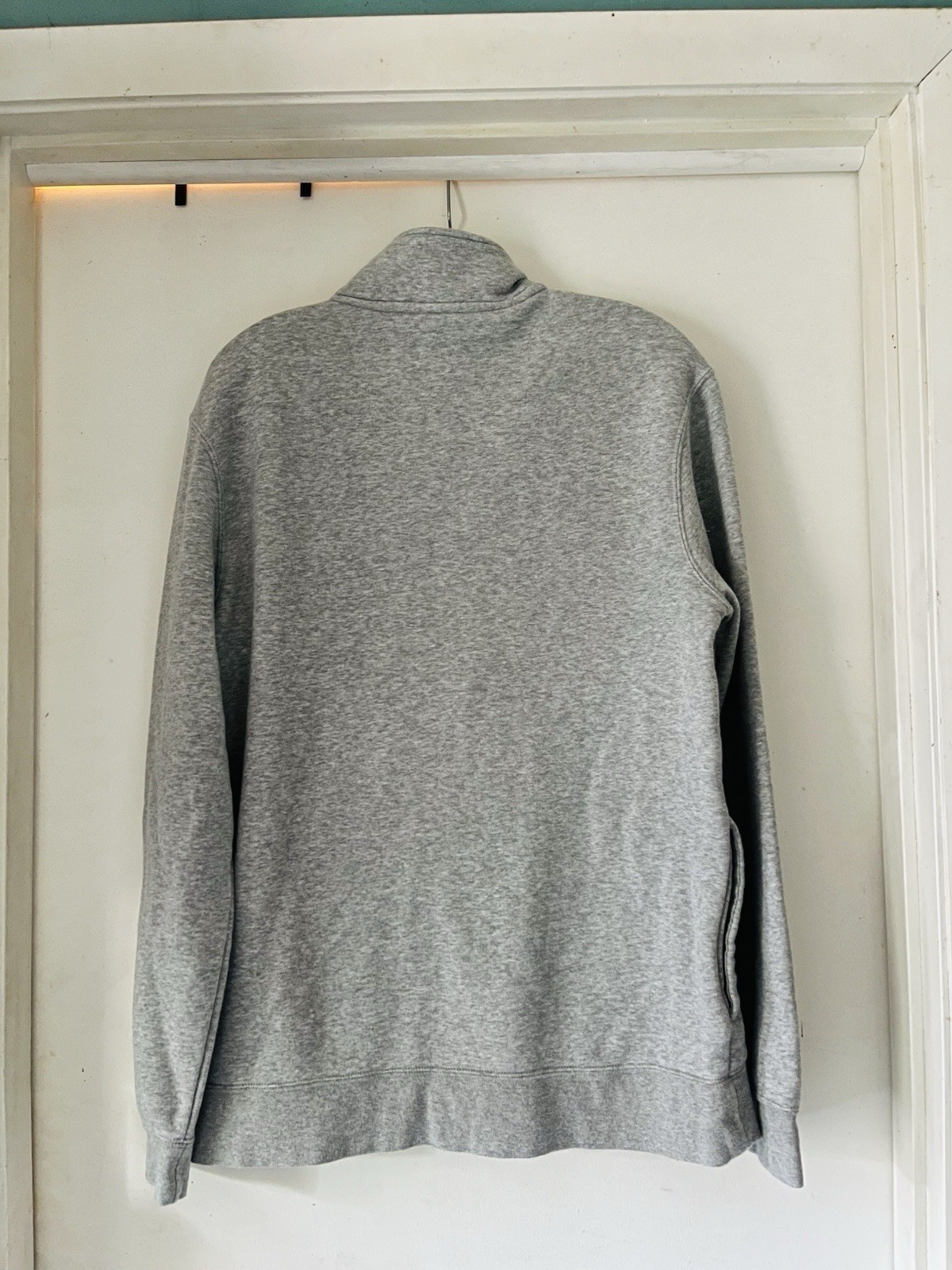 Men’s Gray Nike Quarter Zip Size Large gallery
