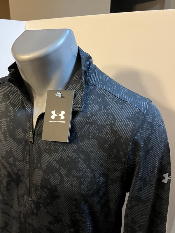 Under Armour Men’s LS 1/4 Zip Pullover Black Camouflage Small Polyester - NWT gallery