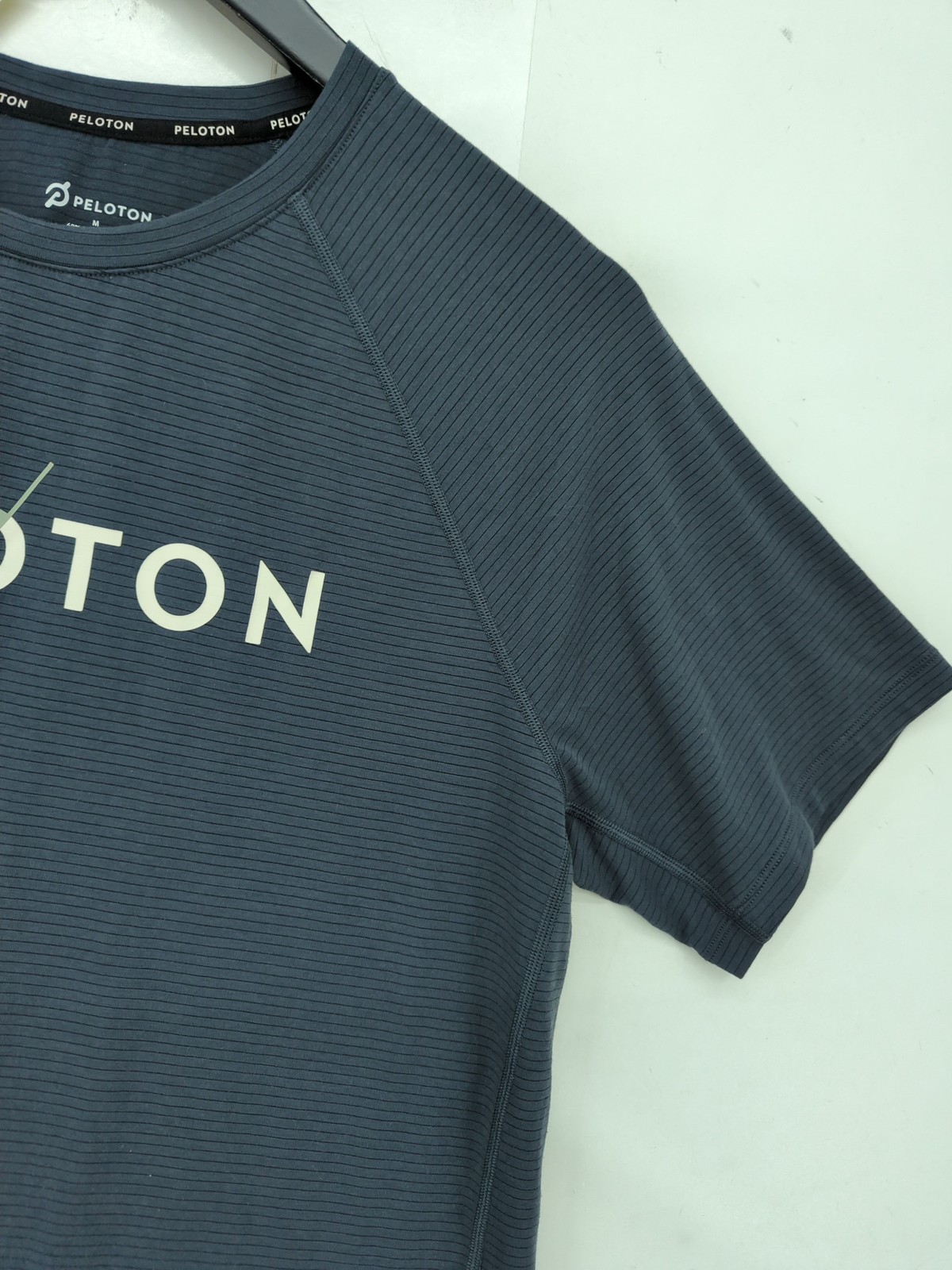 Peloton Men's T-Shirt M Grey Polyester with Lyocell Modal, Elastane Basic gallery