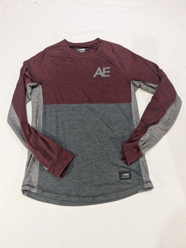 American Eagle Outfitters Flex Performance Long Sleeve Shirt XS Red Gray Running gallery
