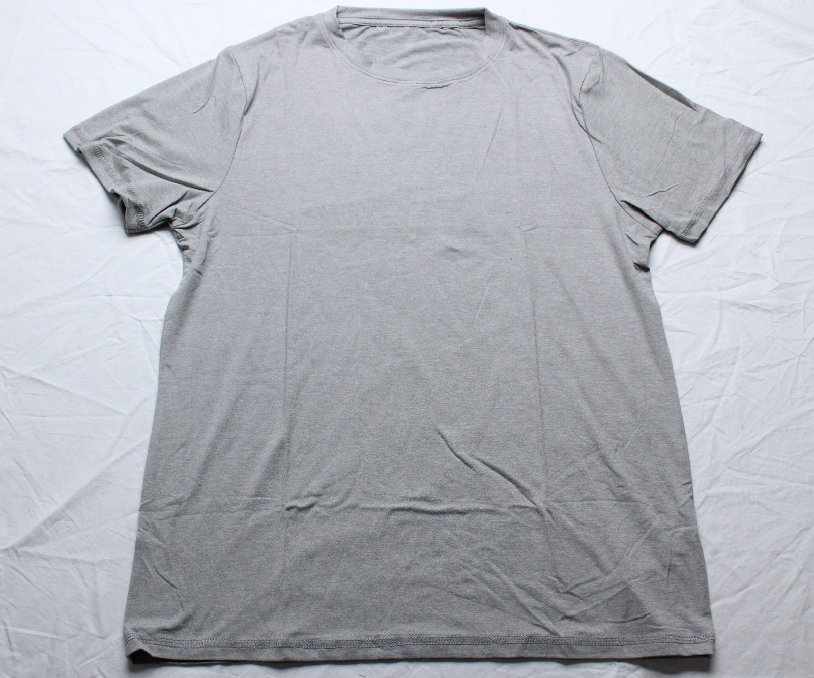 Aha Selected Men's Softest Performance Short Sleeve Tee CG2 Grey Medium NWT gallery