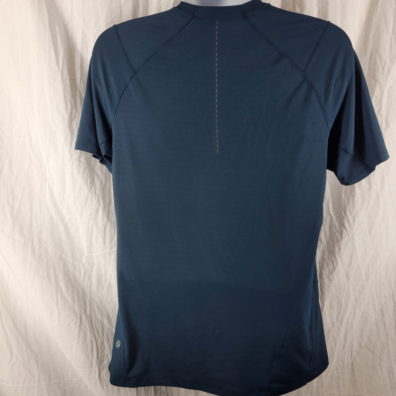 Lululemon Mens Pack 'N Dash Short Sleeve T-shirt Size Medium Blue gallery
