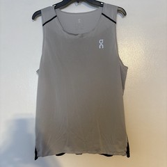 On Running Tank Top Shirt Men’s Size Medium Grey Black