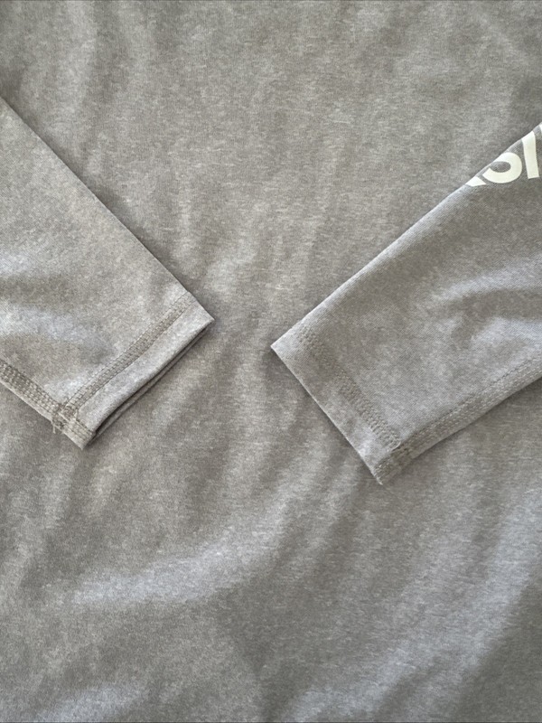 Quiksilver Surfing Shirt Long Sleeve Gray XL Beach Swimming Board A Frame Crest gallery