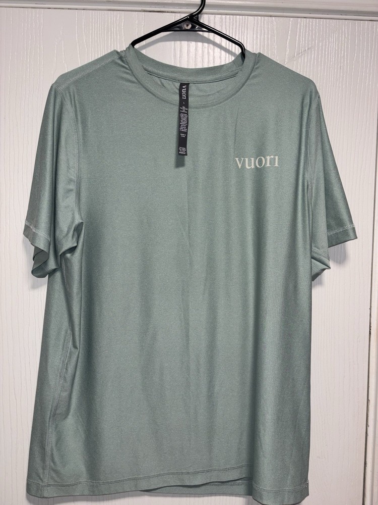 Men’s Vuori Clothing Uluwatu 24 Water Tee T-Shirt Large
