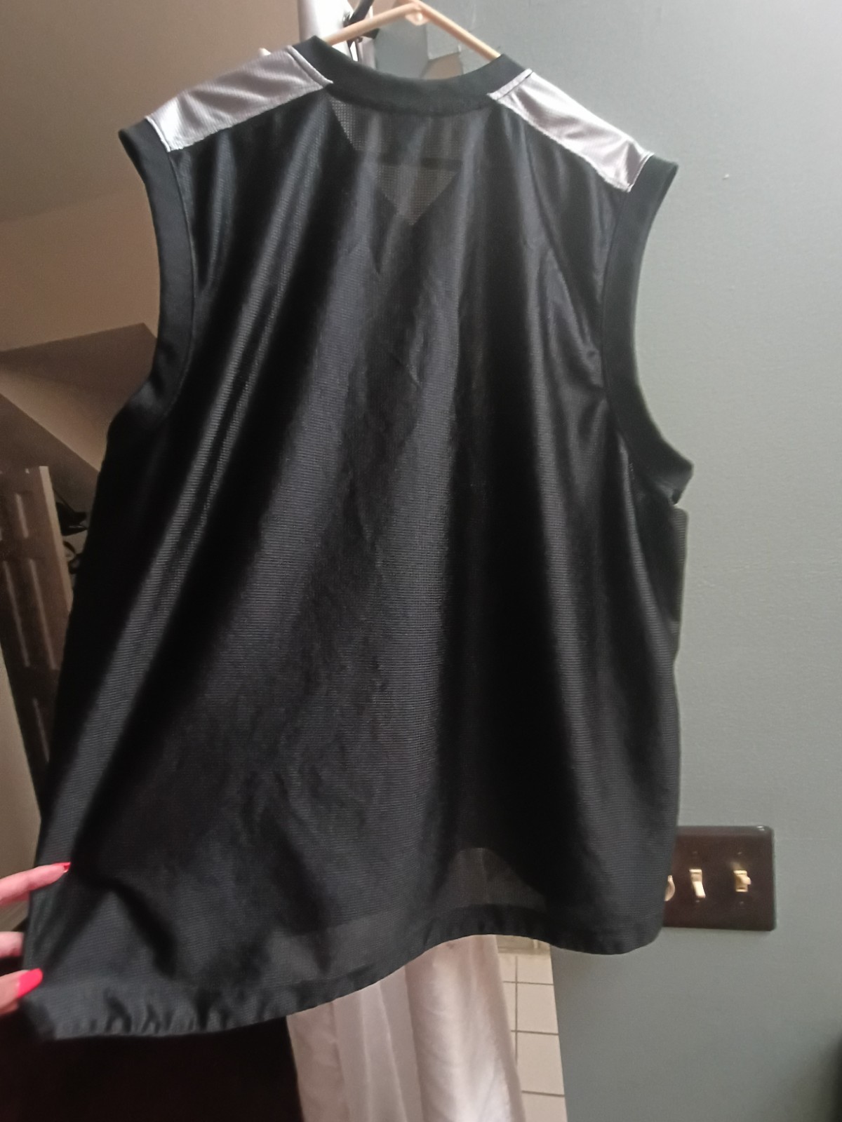 Jordan Men's XXL Colorblock Mesh Basketball Jersey Tank V-Neck Breathable gallery