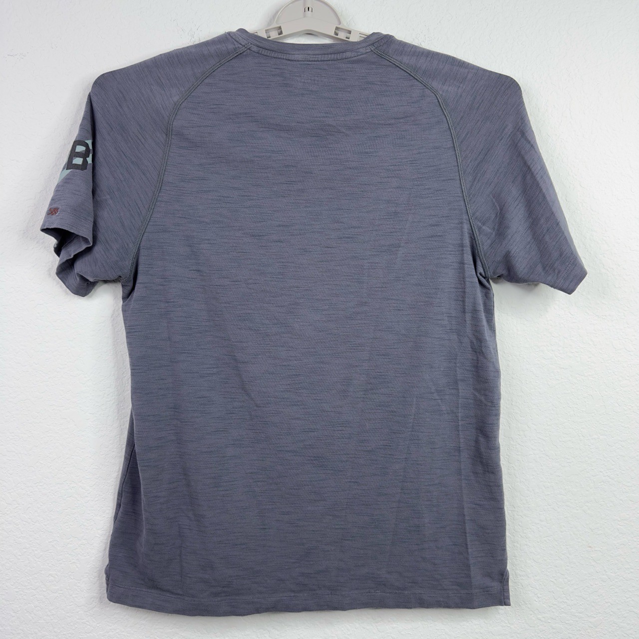 RHONE Shirt Mens L Grey Short Sleeve Raglan Henley Performance Athleisure Sports gallery