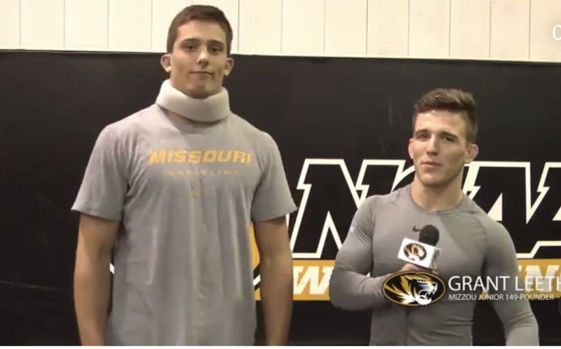 Mens Nike Mizzou Missouri Tigers Team Issued Wrestling T Shirt Small New gallery