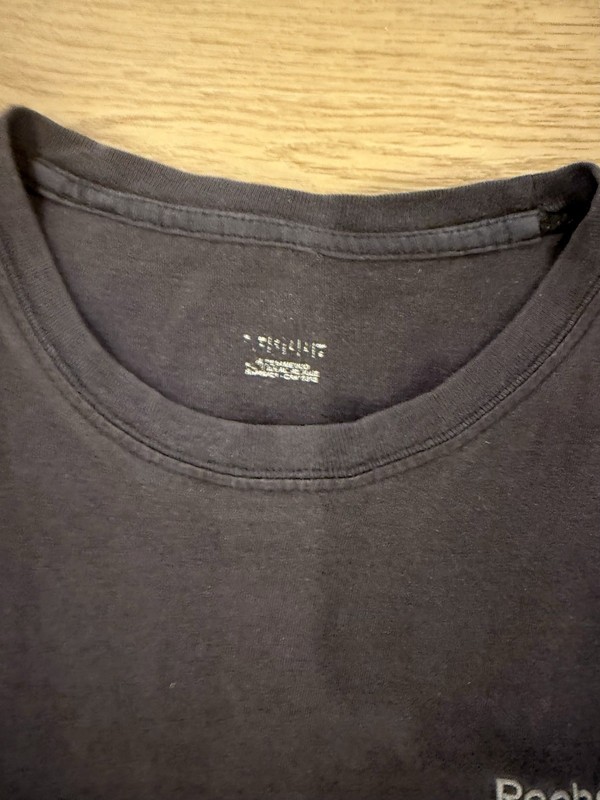 Reebok Black Long Sleeve T Shirt Men XL Vintage Faded Minimal Logo Athletic Tee gallery