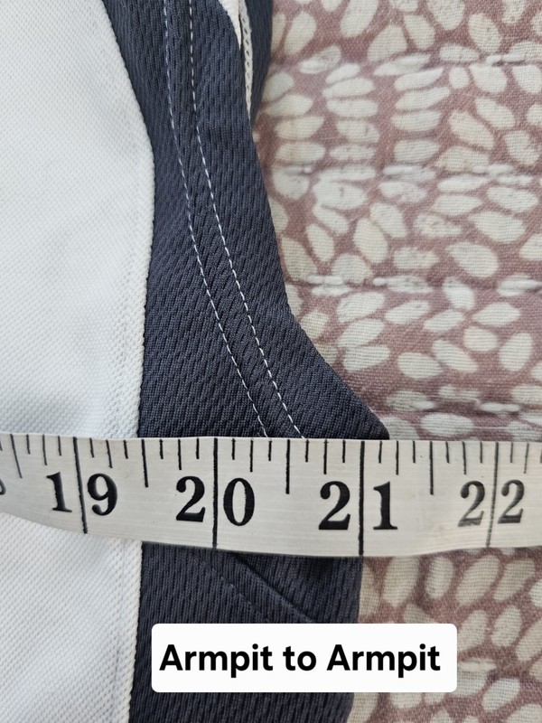 Men's Medium/Large (Measurements In Pics) White/Gray Sleeveless Athletic Top gallery