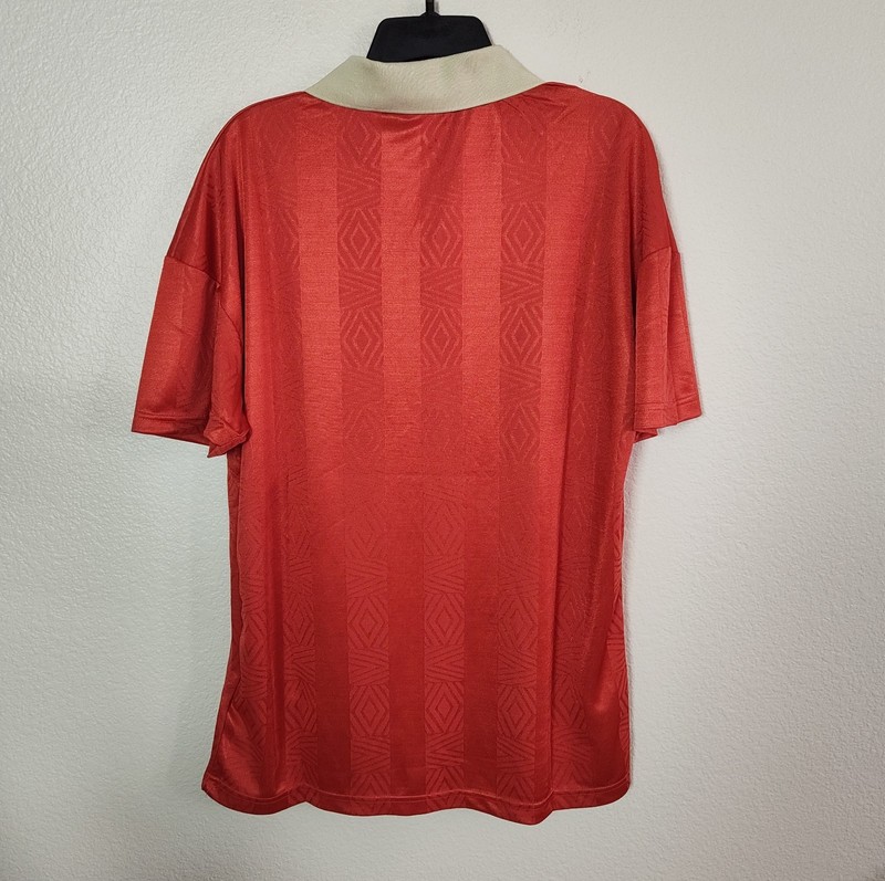 Umbro F.C. Men's Jersey Red And Beige Collar Size Small gallery