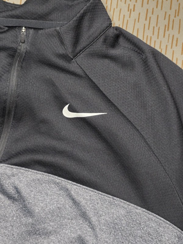 Nike Mens Golf Therma Mock Neck Half Zip Shirt Black - Size XXL gallery