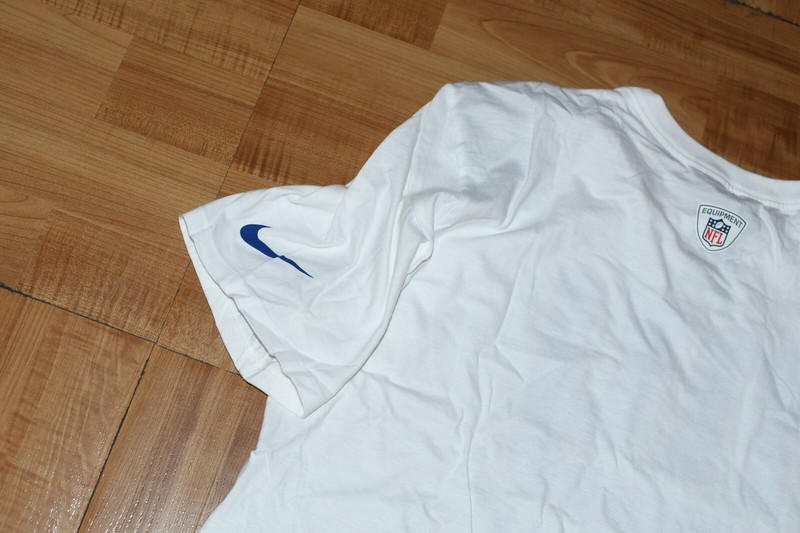 NIKE NEW YORK GIANTS FOOTBALL MENS T-SHIRT - MENS SIZE MEDIUM gallery