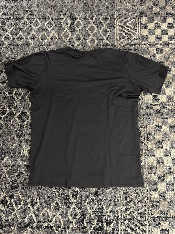 Diadem Men’s Court Essentials XL Gray Henley Shirt Pickleball/Tennis BRAND NEW gallery